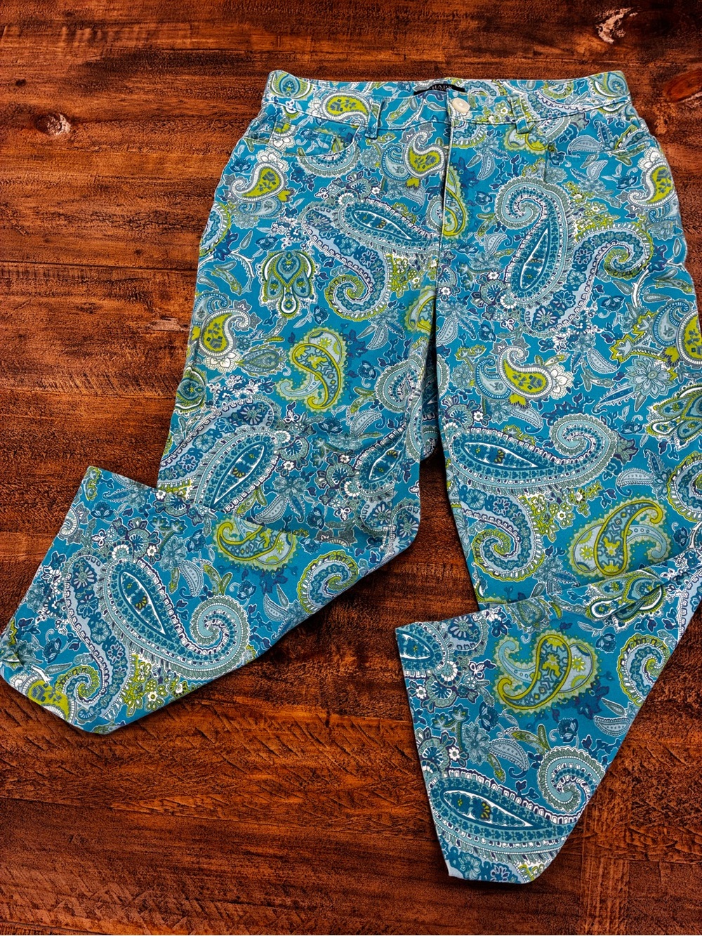 Chaps Turquoise Paisley capris with Green Accents